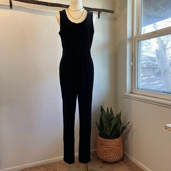 DJ Summers USA Made Vintage Black Velvet Sleeveles One Piece Bodysuit Size 8 - Picture 1 of 14